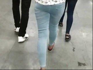 Desi teen hottest gaand ever....must watch !